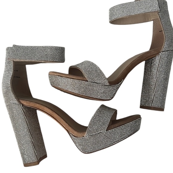 Wishbone Rhinestone shoes/ heels - Picture 2 of 5